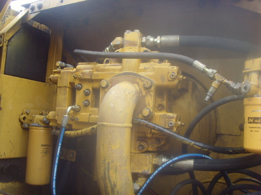 Perayap Hidraulik Tipe 330BL Excavator CAT Bekas Dengan Bucket 1,5m3