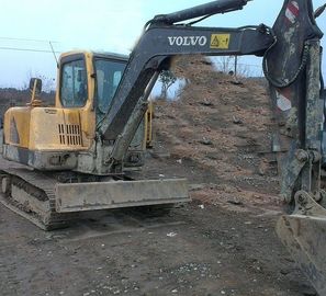Mini digunakan Volvo Excavator EC55 0.14cbm Ember Kapasitas Dengan Turbo Asli