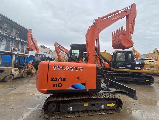 6 Ton Original Jepang Digunakan Hitachi ZX60 Crawler Excavator Dengan 40.5KW Mesin Daya Dan 0,22m3 Ember Kapasitas