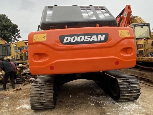 22 Ton Original Digunakan Doosan DX225 Crawler Excavator Dengan 157KW Mesin Kekuatan Dan 1,05m3 Ember Kapasitas