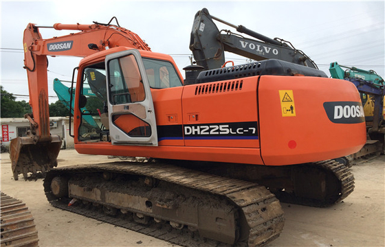 22 Ton Original Digunakan Doosan DH225 Crawler Excavator Dengan 0,39-1,49 m3 Ember Kapasitas