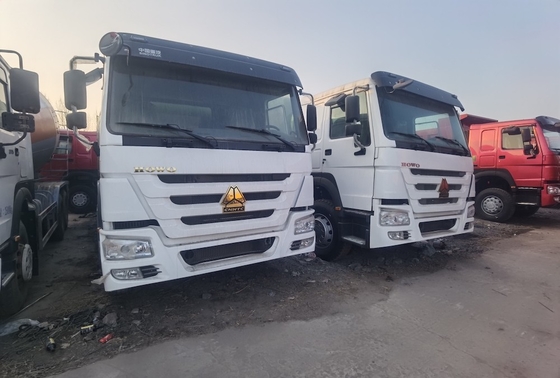 Second hand SINOTRUK HOWO truk pencampuran beton 6x4 380HP truk pencampuran beton bekas