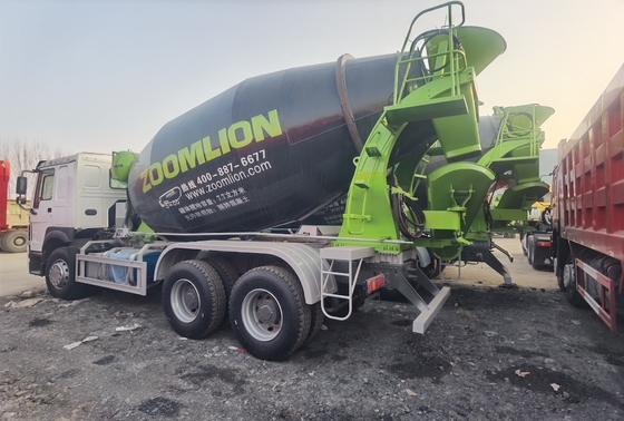 Second hand SINOTRUK HOWO truk pencampuran beton 6x4 380HP truk pencampuran beton bekas