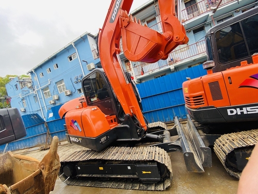 6 Ton Original Digunakan Doosan DH60-7 Crawler Excavator Second Hand Dengan 0,09-0,2 m3 Kapasitas Ember